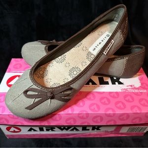 Airwalk Shoes 85 Airwalk Allie Bow Flat In Green Poshmark